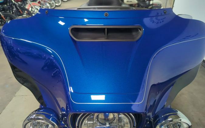 2024 Harley-Davidson Tri Glide Ultra Blue Burst