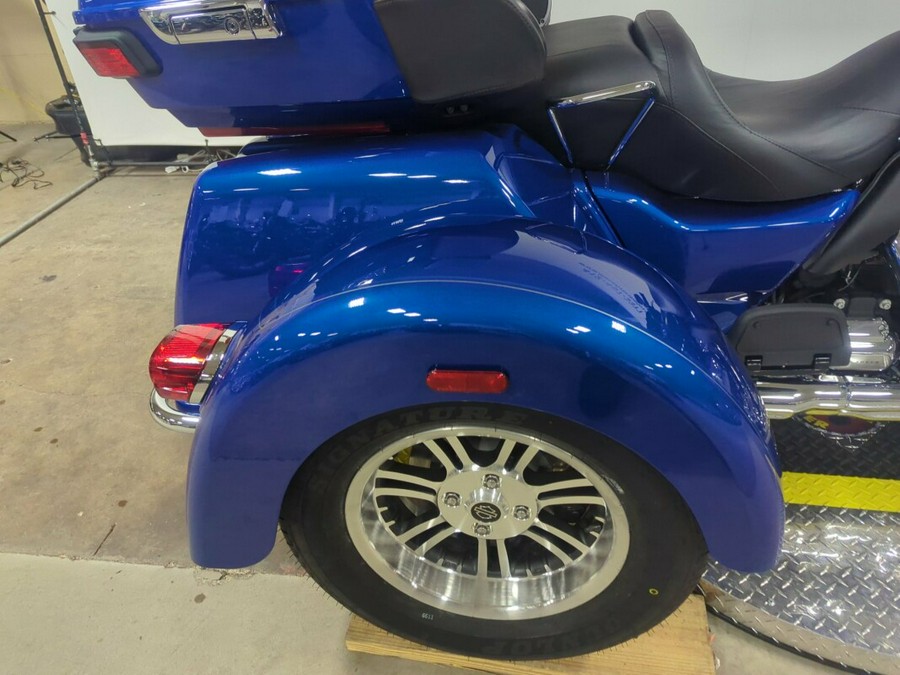 2024 Harley-Davidson Tri Glide Ultra Blue Burst