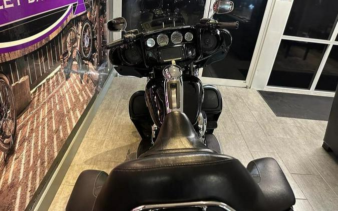 2015 Harley-Davidson® FLHTKL - Ultra Limited Low