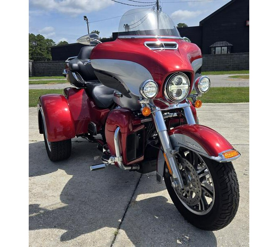 2019 Harley-Davidson® FLHTCUTG - Tri Glide® Ultra