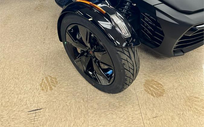 2023 Can-Am Spyder F3 Limited 1330 ACE