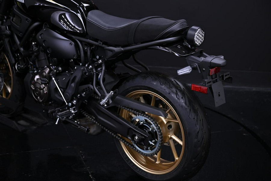 2025 Yamaha XSR700