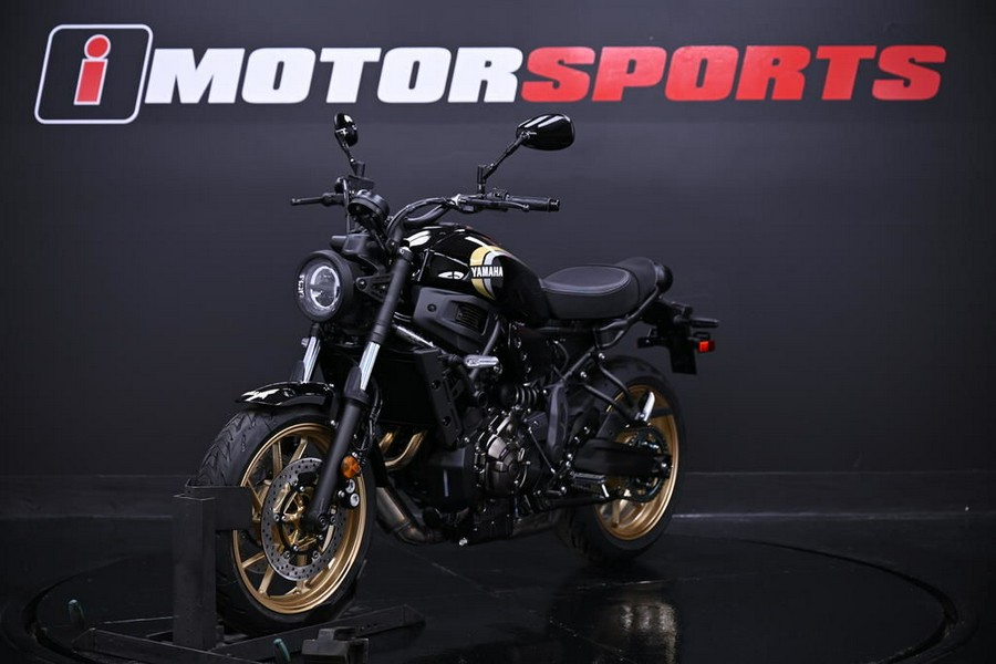 2025 Yamaha XSR700