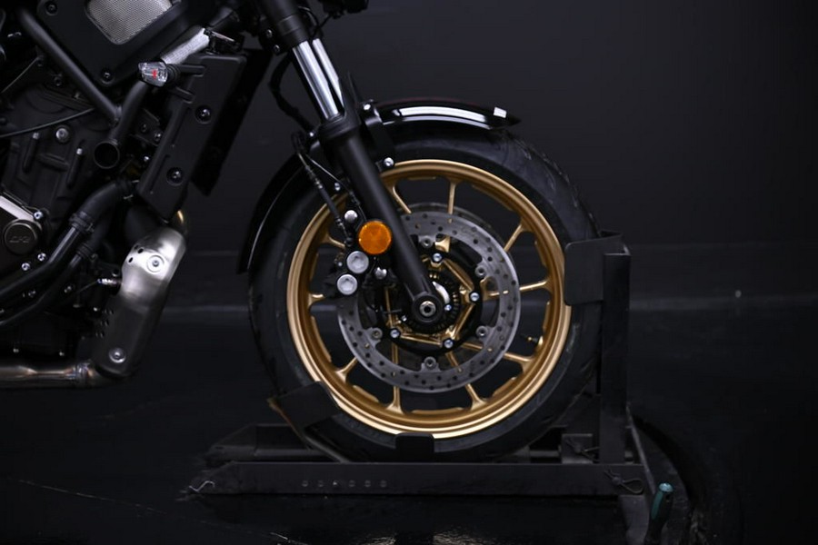 2025 Yamaha XSR700