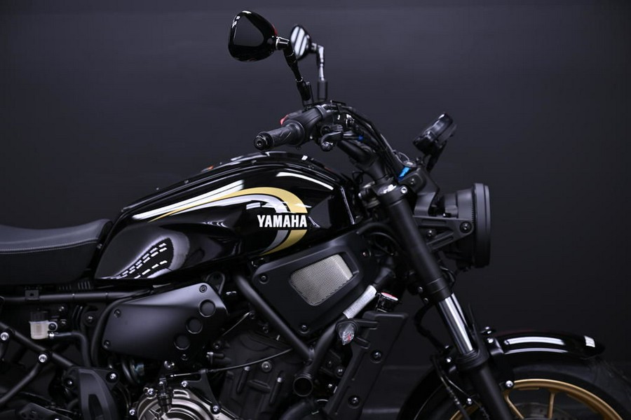 2025 Yamaha XSR700