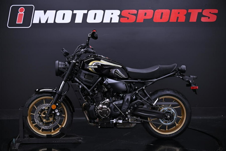 2025 Yamaha XSR700