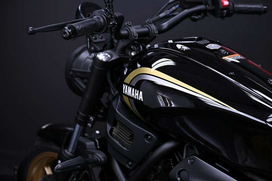 2025 Yamaha XSR700