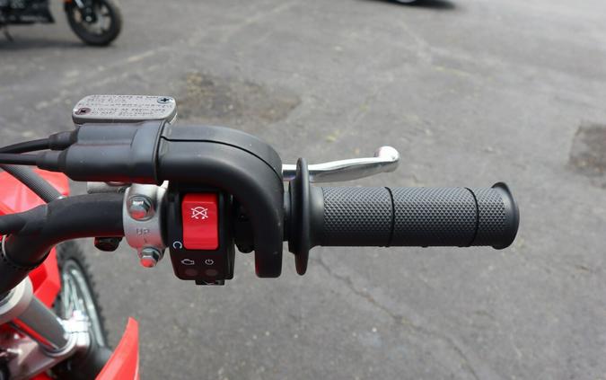 2025 CRF125F - Honda