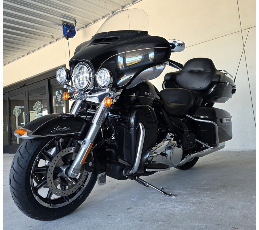 2017 Harley-Davidson® Ultra Limited