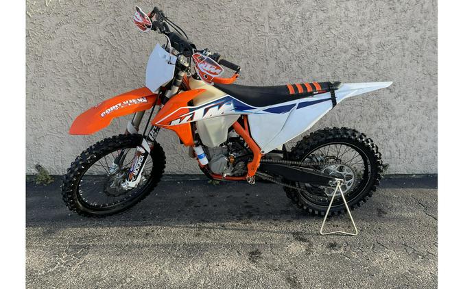 2022 KTM 450 SX-F