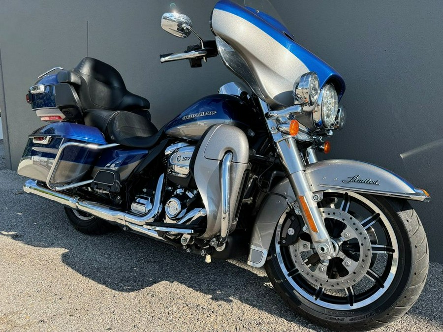 2017 Harley-Davidson® FLHTKL - Ultra Limited Low