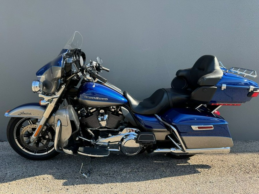 2017 Harley-Davidson® FLHTKL - Ultra Limited Low