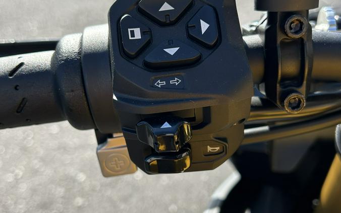 2026 Aprilia Tuono V4 1100