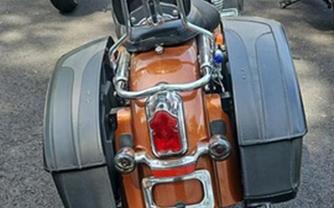 2008 Harley-Davidson Touring Road King SE CVO