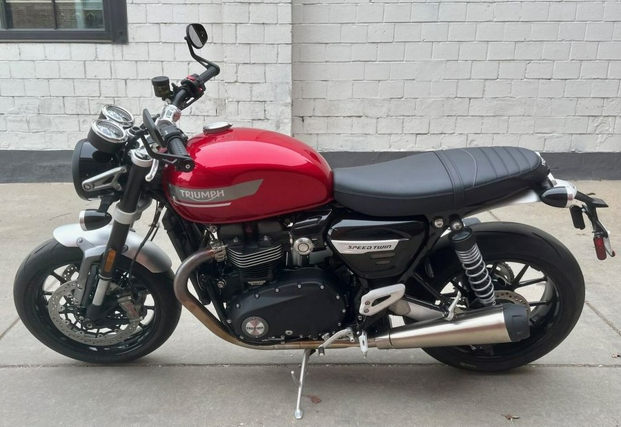 2023 Triumph Speed Twin 1200 Red Hopper