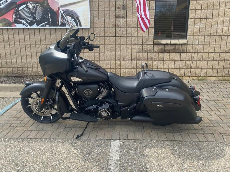 2025 Indian Motorcycle® Chieftain® Dark Horse® w/PowerBand Audio Black Smoke