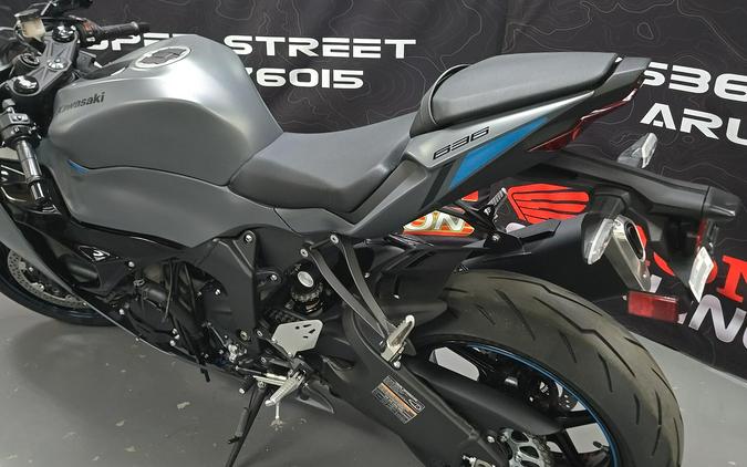 2025 Kawasaki Ninja ZX6R ABS