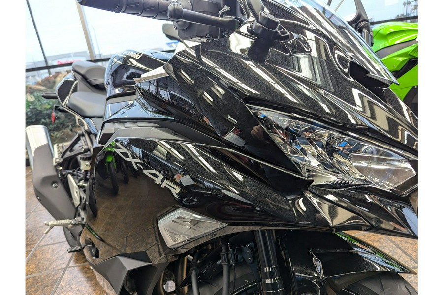 2025 Kawasaki ZX-4R ABS