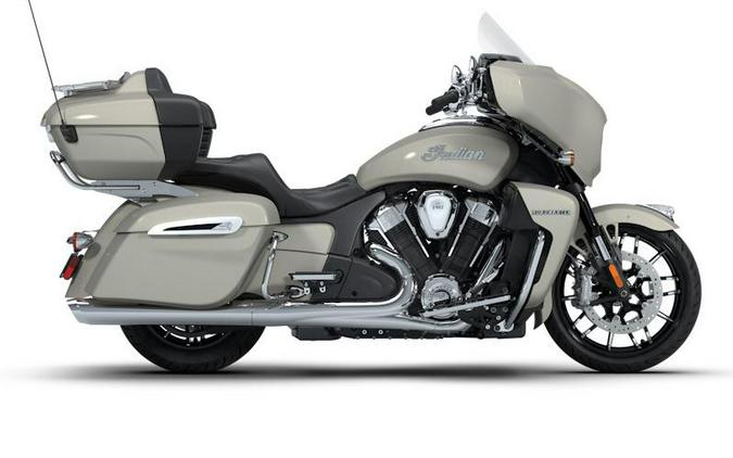 2026 Indian Motorcycle® Roadmaster® PowerPlus Limited Silver Quartz Metallic