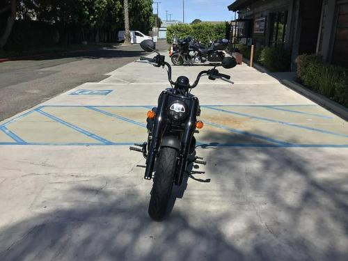 2022 Indian Motorcycle® Chief® Bobber Dark Horse® Titanium Smoke