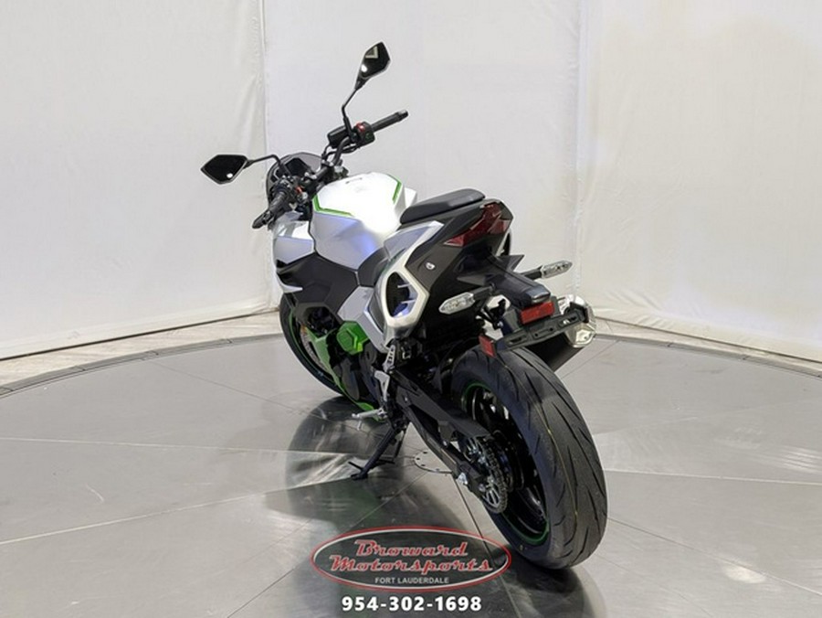 2024 Kawasaki Z7 Hybrid ABS