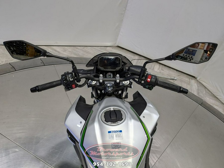 2024 Kawasaki Z7 Hybrid ABS