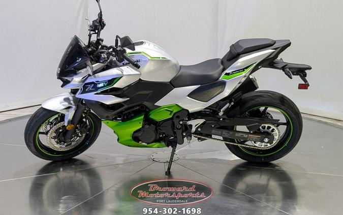 2024 Kawasaki Z7 Hybrid ABS