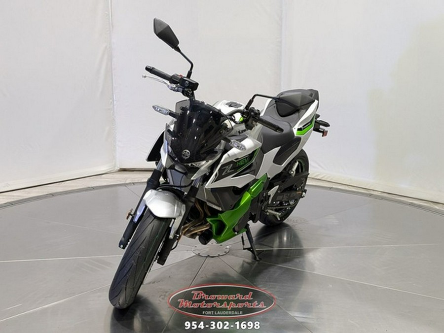 2024 Kawasaki Z7 Hybrid ABS