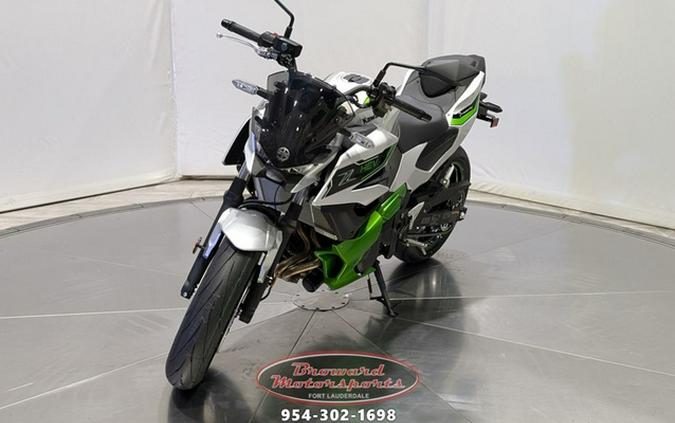 2024 Kawasaki Z7 Hybrid ABS