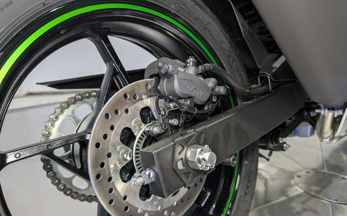 2024 Kawasaki Z7 Hybrid ABS