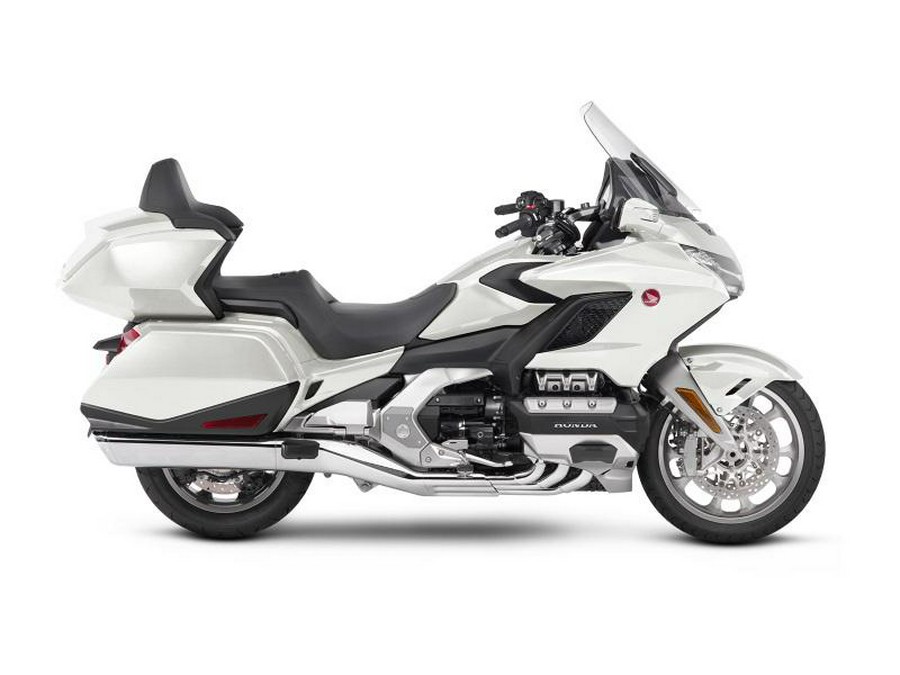 2018 Honda® Gold Wing Tour Automatic DCT Pearl White