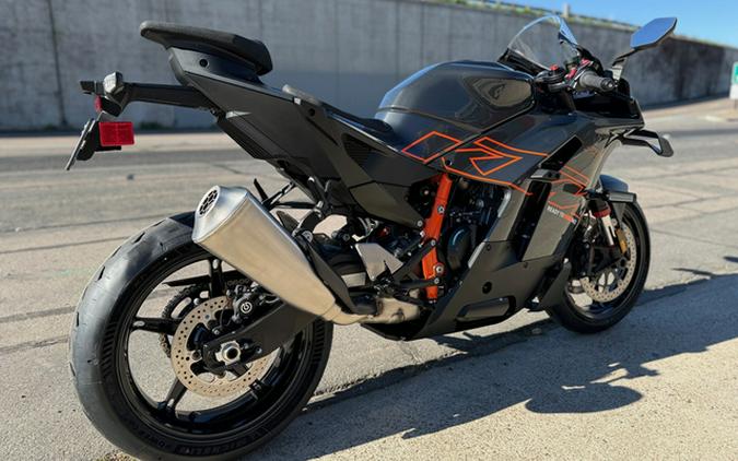 2026 KTM RC 990 R