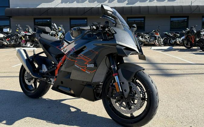 2026 KTM RC 990 R