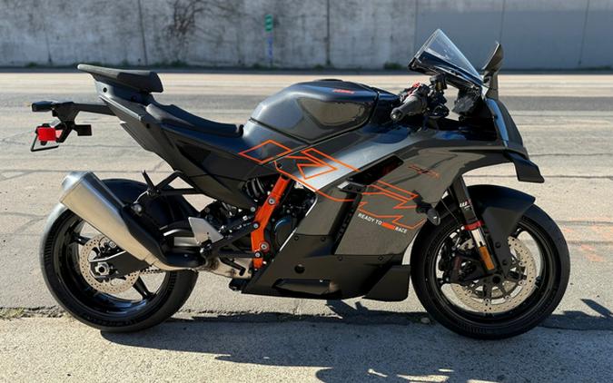 2026 KTM RC 990 R