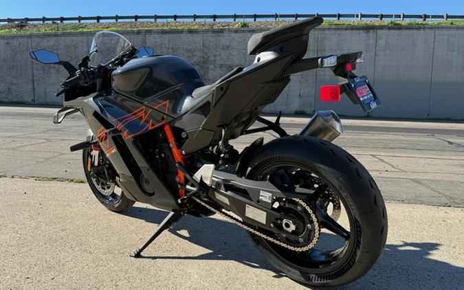 2026 KTM RC 990 R