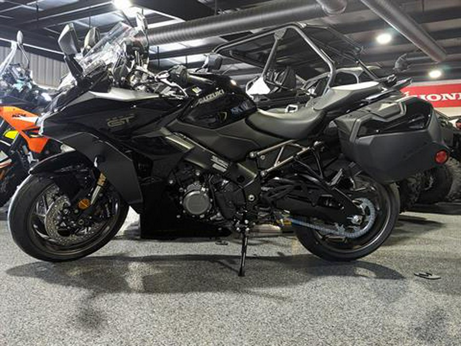 2024 Suzuki GSX-S1000GT+