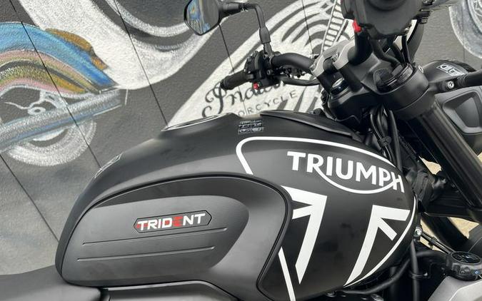 2024 Triumph Trident 660 Matte Jet Black/Matte Silver Ice