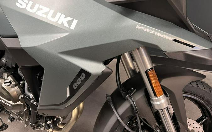 2024 Suzuki V-Strom 800