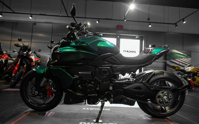 2024 Ducati Diavel V4 BENTLEY