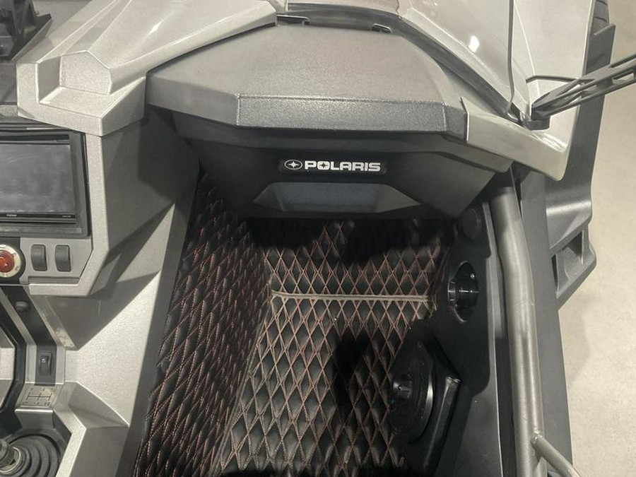 2016 Polaris® Slingshot SL Turbo Silver