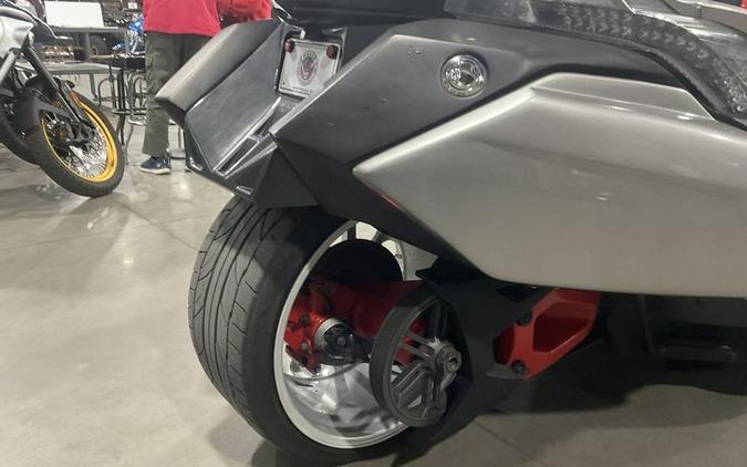 2016 Polaris® Slingshot SL Turbo Silver