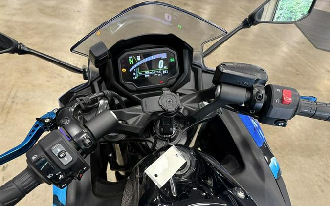 2023 Kawasaki Ninja 650 Metallic Matte Graphenesteel Gray/Ebony