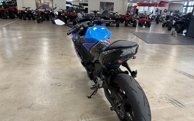 2023 Kawasaki Ninja 650 Metallic Matte Graphenesteel Gray/Ebony