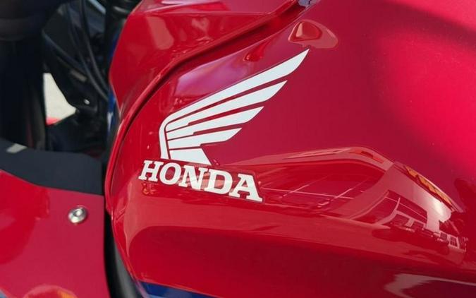 2026 Honda® CBR650R E-Clutch
