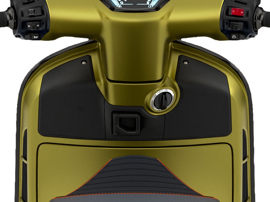2027 Vespa GTS 310 SuperSport