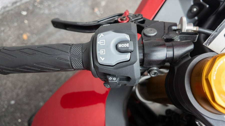 2025 Suzuki GSX-R 1000R