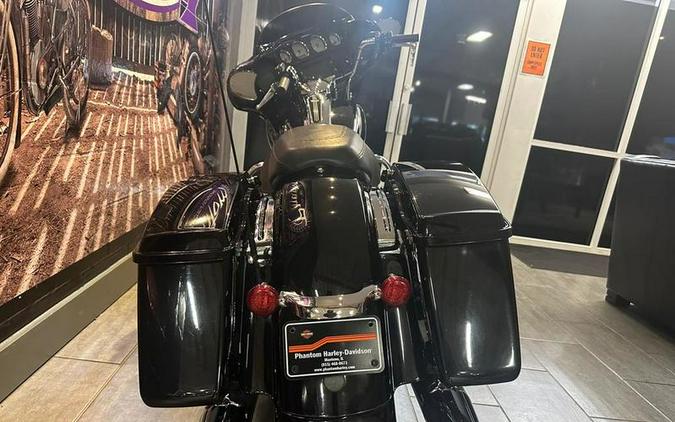 2017 Harley-Davidson® FLHXS - Street Glide® Special