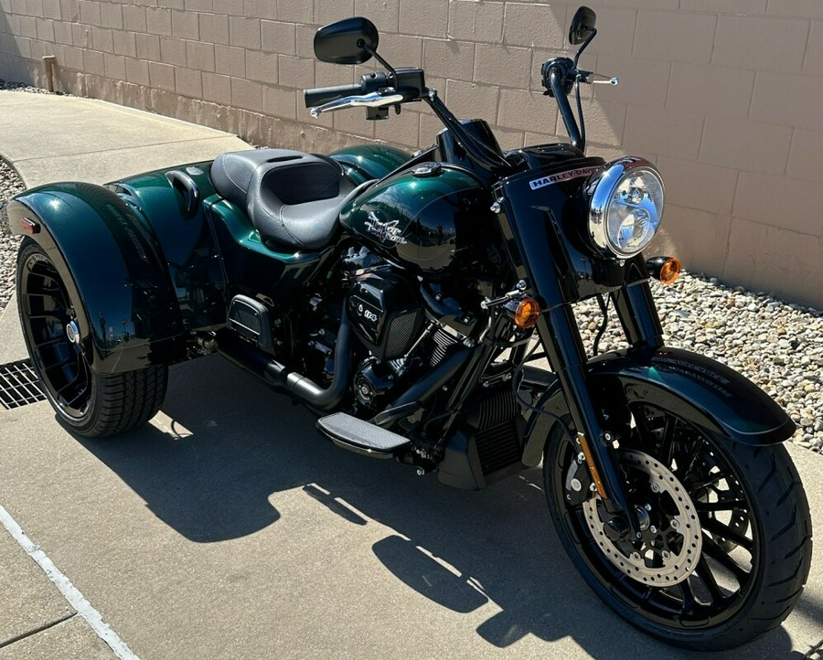 2024 Harley-Davidson Freewheeler Alpine Green / Vivid Black