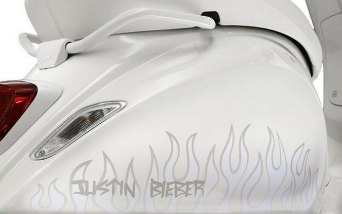 2022 Vespa Sprint 150 Justin Bieber X