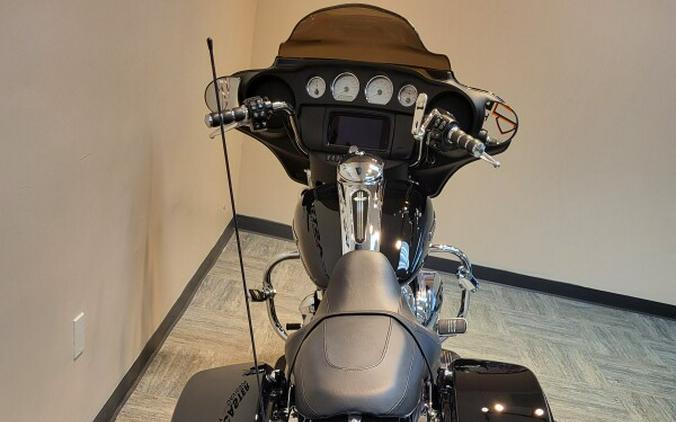 2021 Harley-Davidson® Street Glide® Vivid Black FLHX